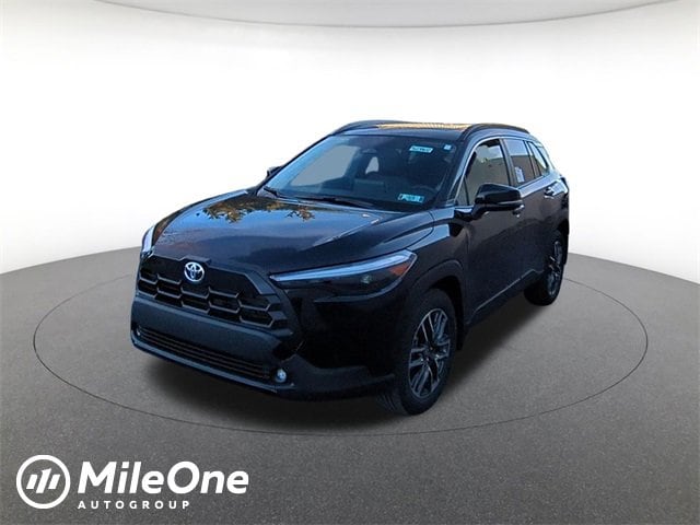2026 Toyota Corolla Cross XLE's photo