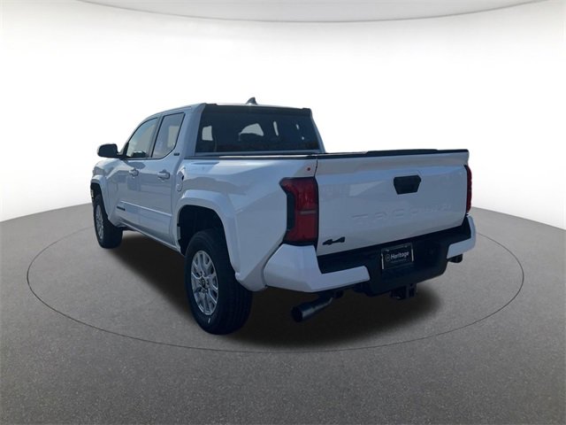 2025 Toyota Tacoma SR5 photo 3