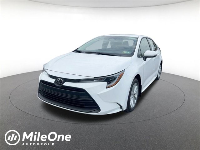 2026 Toyota Corolla LE's photo