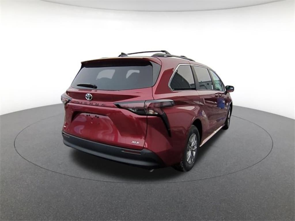 New 2026 Toyota Sienna XLE Van Passenger Van