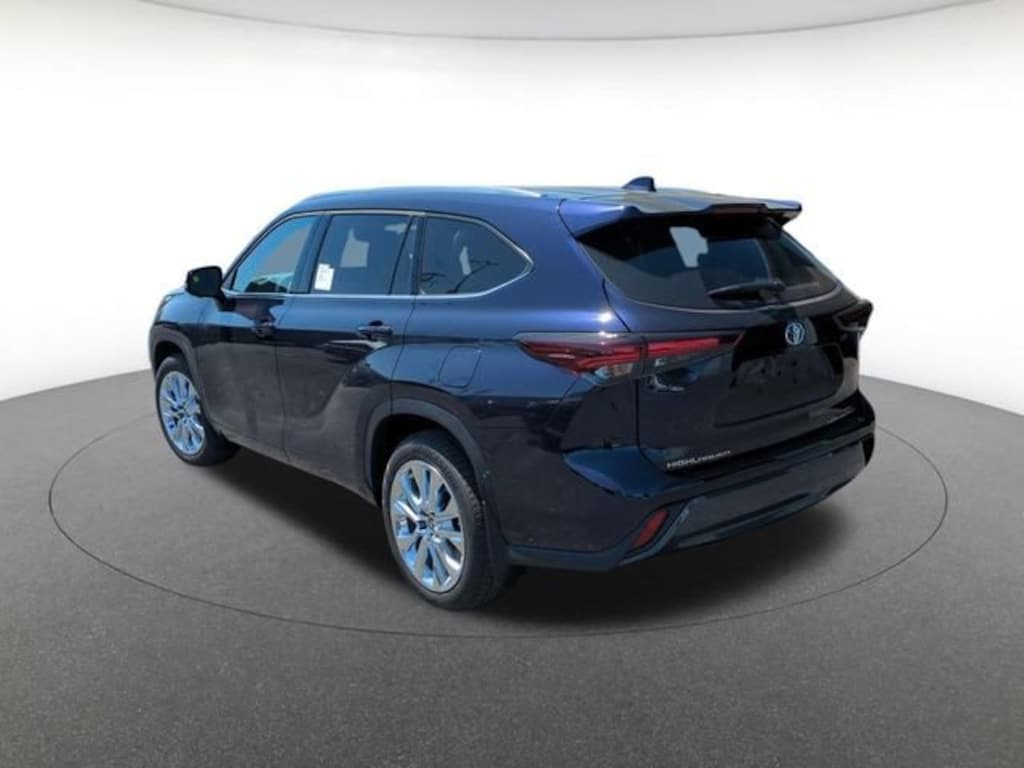New 2026 Toyota Highlander Limited SUV