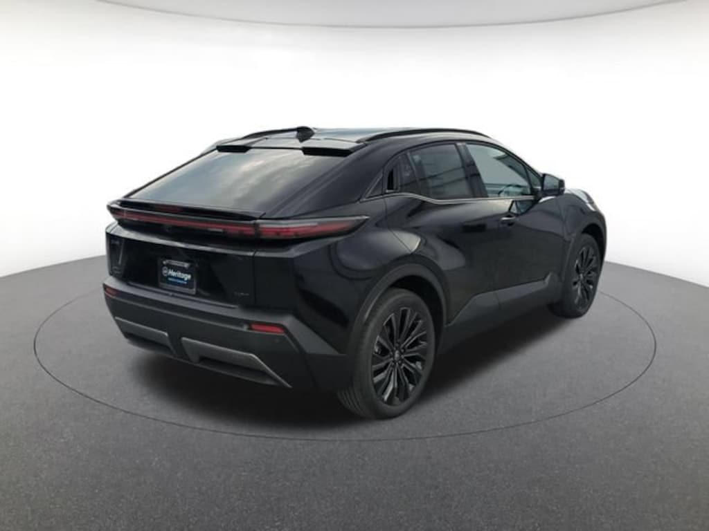 New 2026 Toyota C-HR XSE SUV