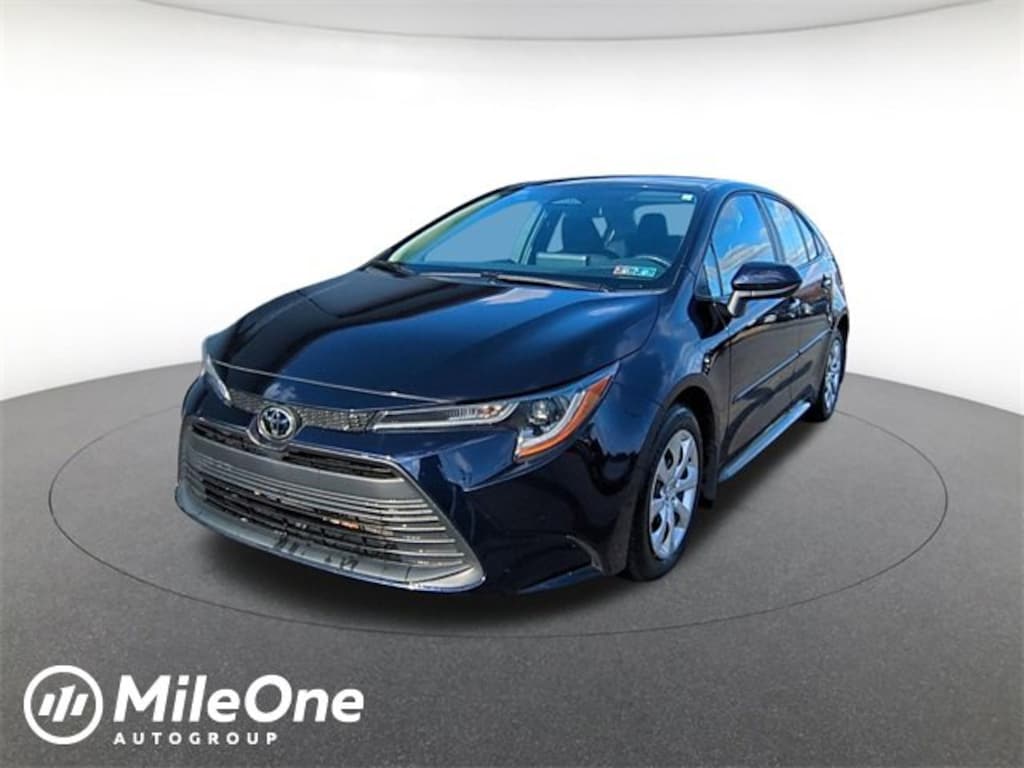 Used 2024 Toyota Corolla LE Sedan