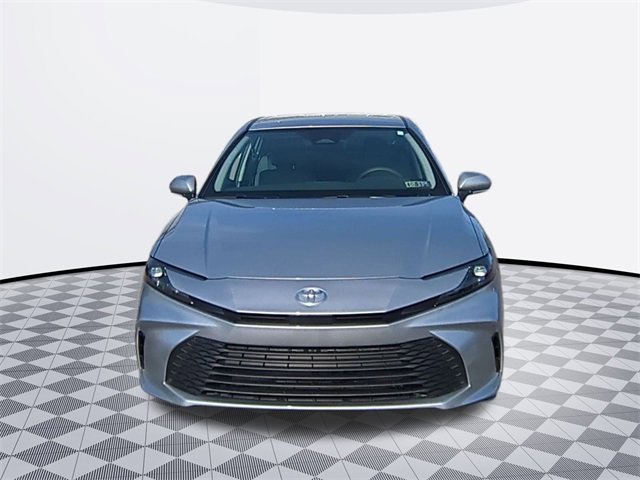 2025 Toyota Camry LE photo 2