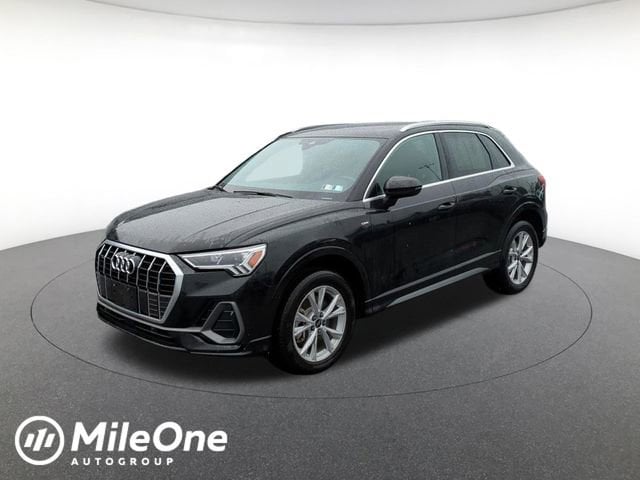 2025 Audi Q3 45 TFSI S Line Premium quattro's photo