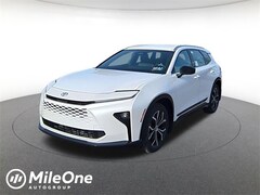 2025 Toyota Crown Signia XLE SUV