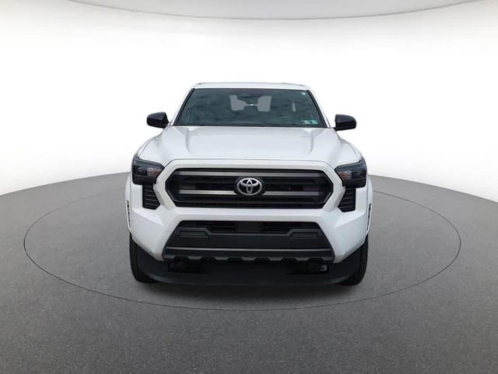 Used 2025 Toyota Tacoma SR Truck