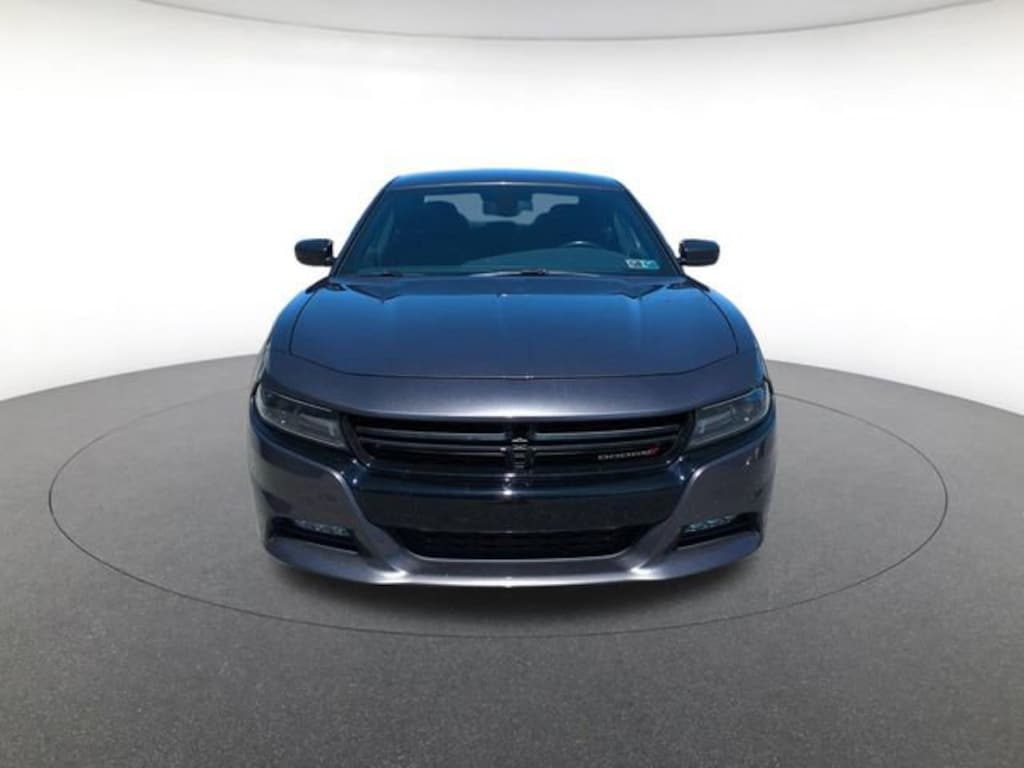 Used 2019 Dodge Charger SXT Sedan