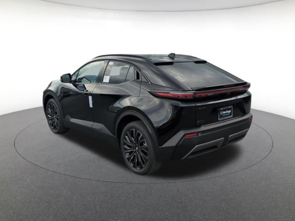 New 2026 Toyota C-HR XSE SUV