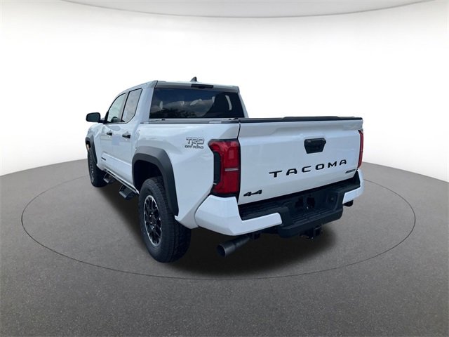 2025 Toyota Tacoma TRD Off-Road photo 3