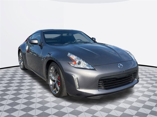 2013 Nissan 370Z Touring photo 3