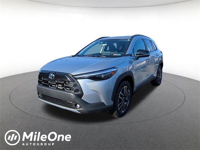 2026 Toyota Corolla Cross XLE's photo