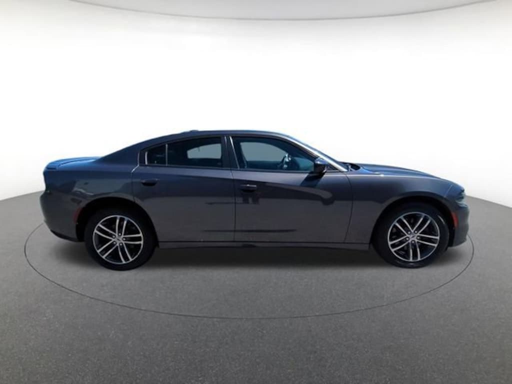 Used 2019 Dodge Charger SXT Sedan
