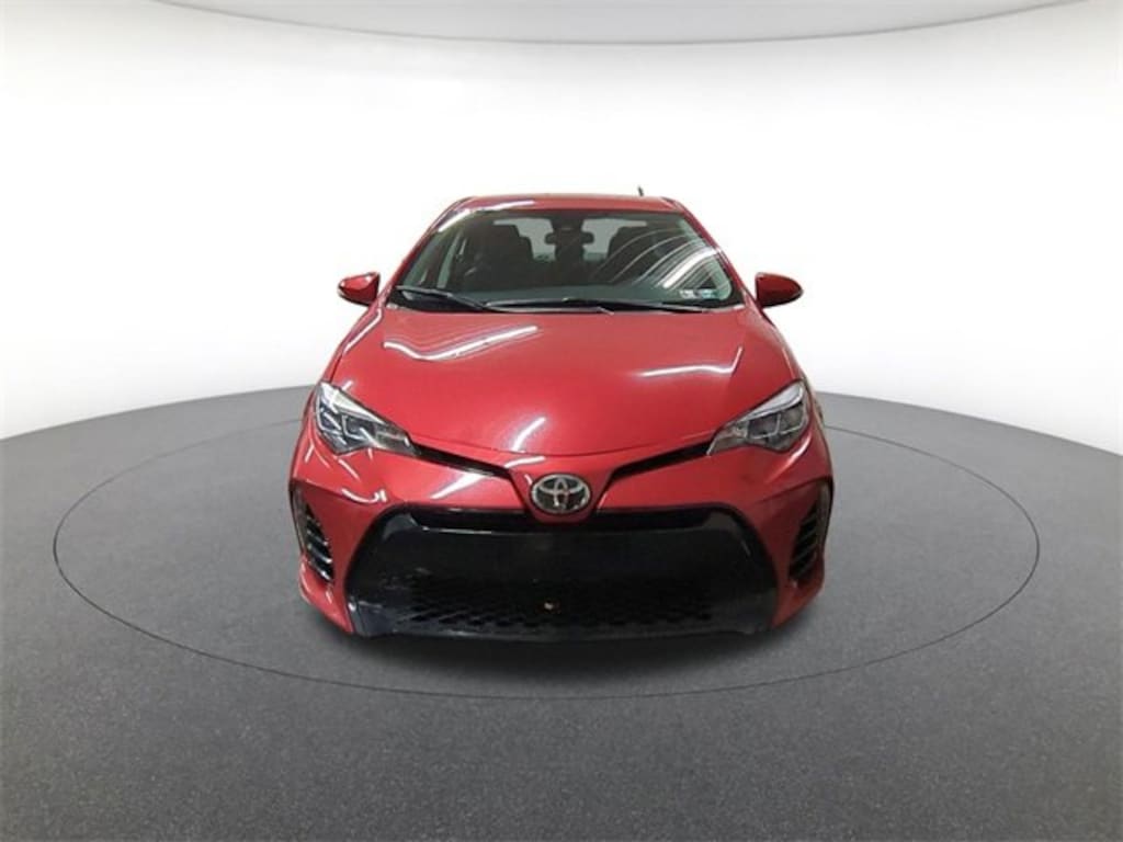 Used 2017 Toyota Corolla SE Sedan