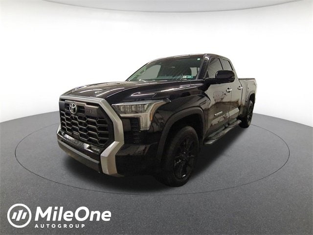 2022 Toyota Tundra Limited's photo