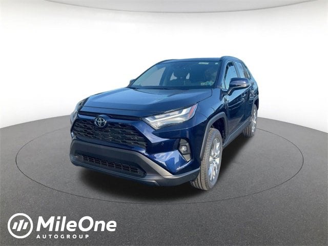 2025 Toyota RAV4 XLE Premium's photo