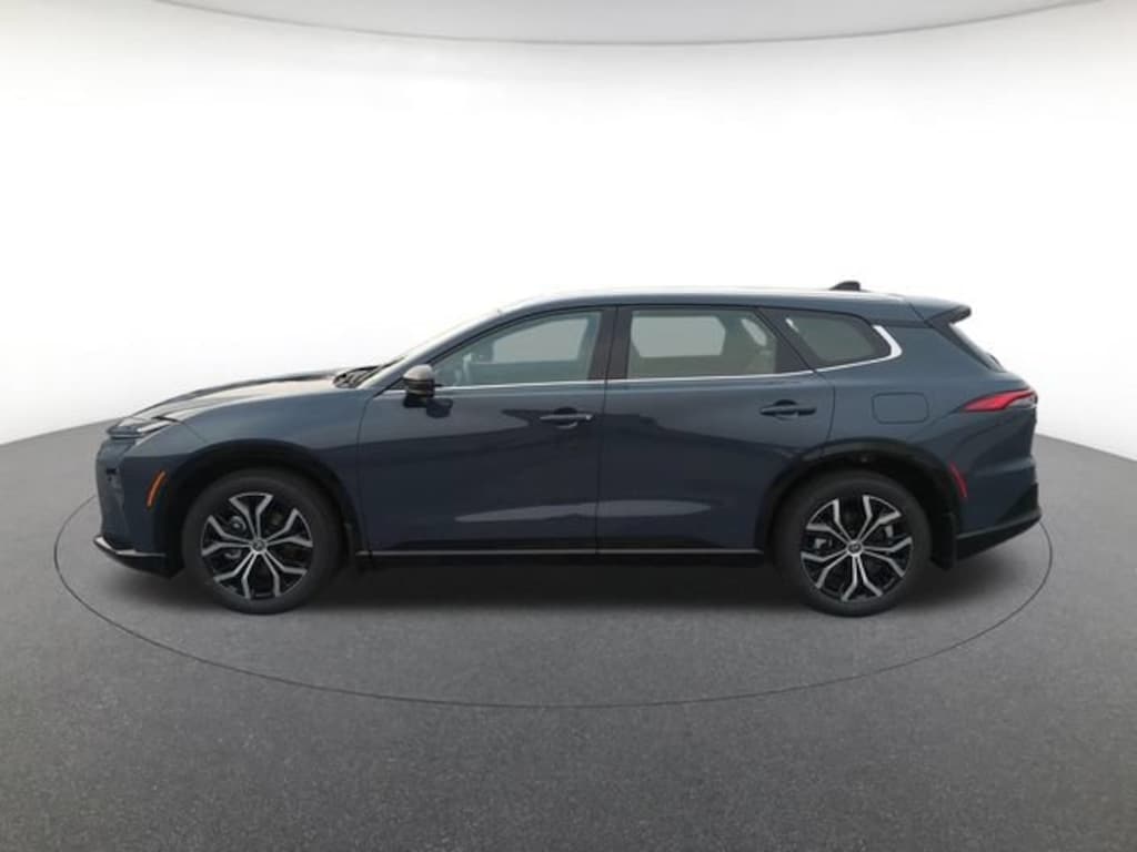 New 2026 Toyota Crown Signia XLE SUV