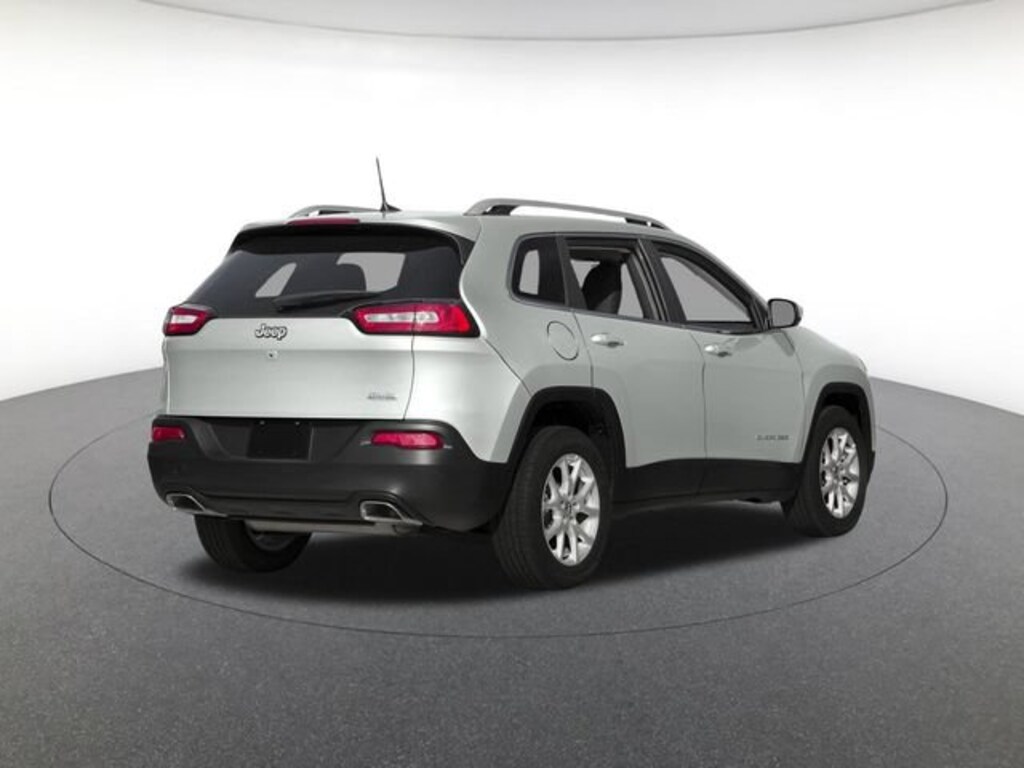 Used 2017 Jeep Cherokee Latitude Sport Utility