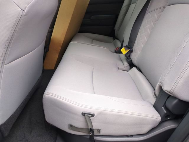 2025 Toyota Tacoma SR5 - Photo 10