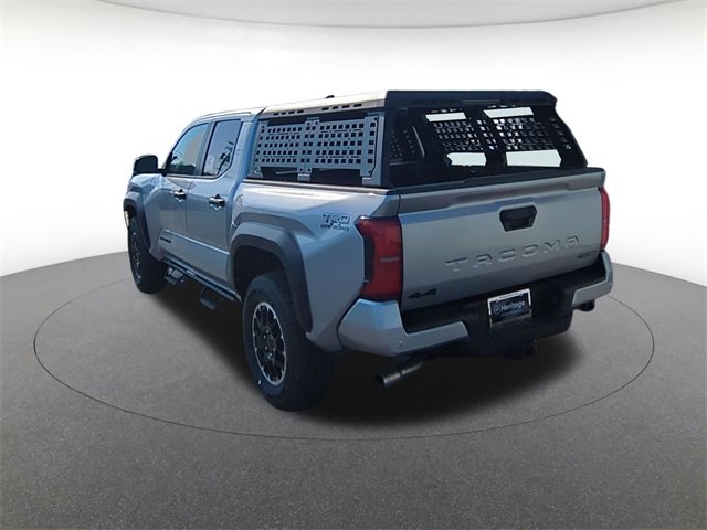 2025 Toyota Tacoma TRD Off-Road photo 3