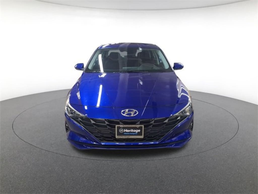 Used 2022 Hyundai Elantra Hybrid Blue Sedan