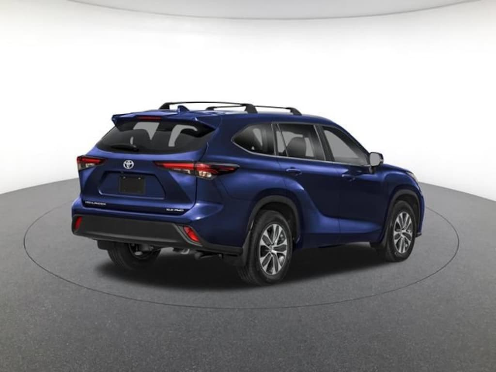 New 2026 Toyota Highlander XLE SUV