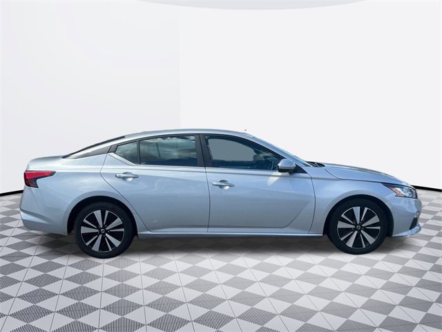 2022 Nissan Altima 2.5 SV photo 4