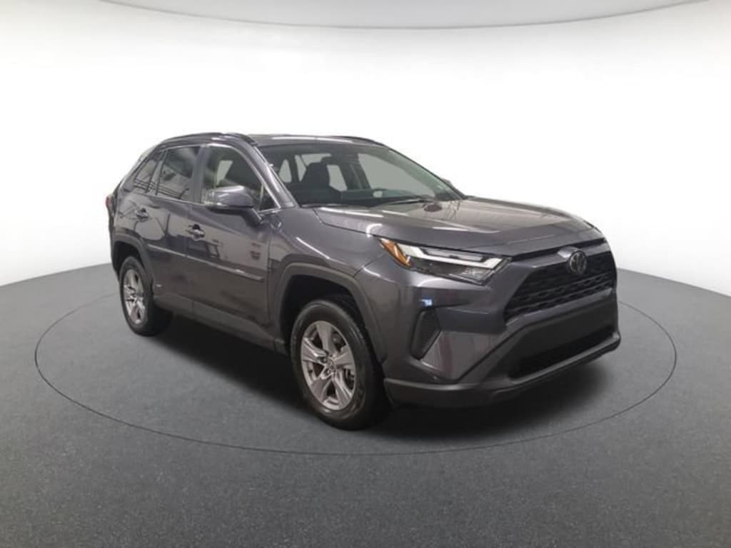Used 2025 Toyota RAV4 Hybrid XLE Sport Utility