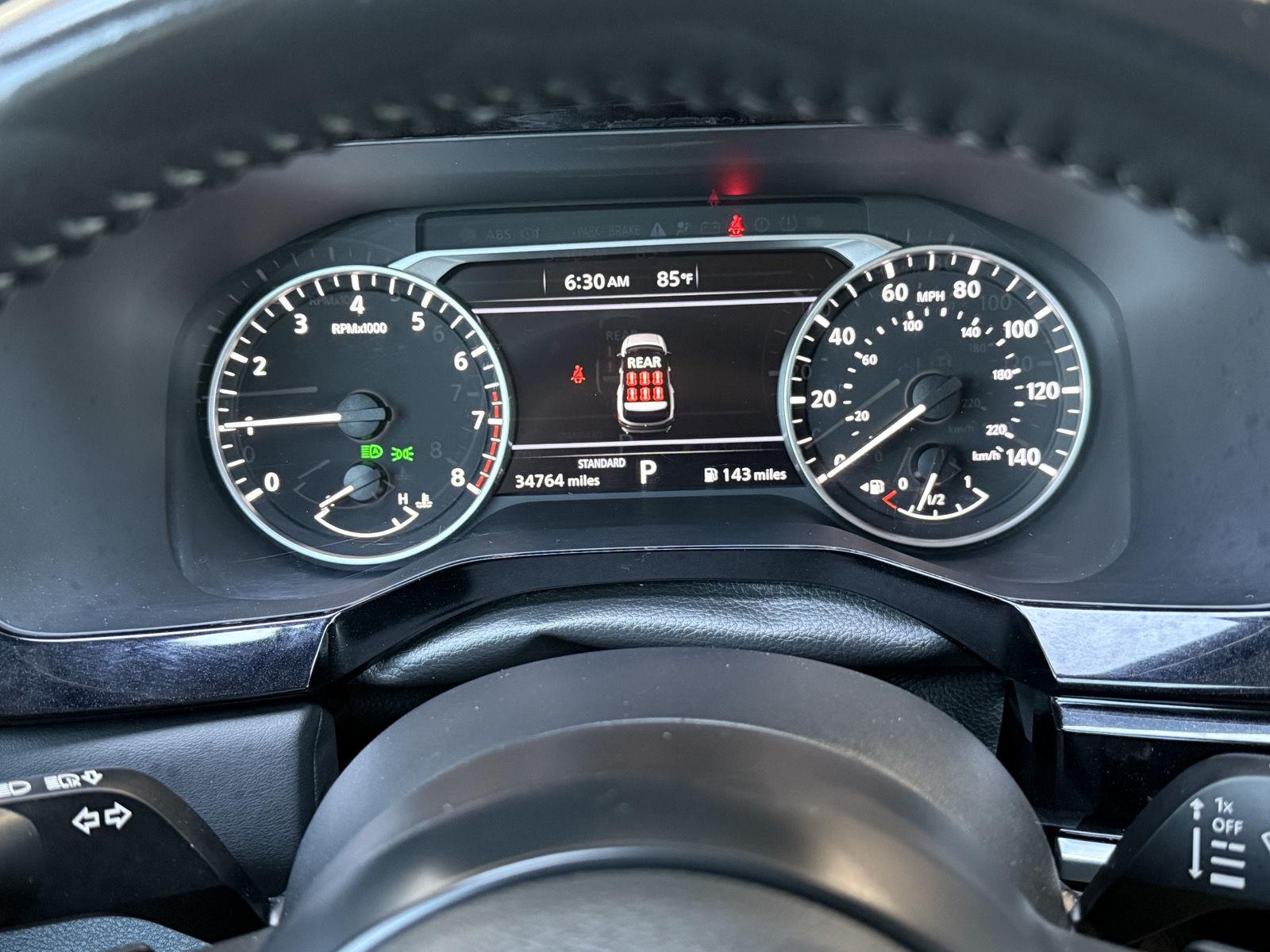 2025 Nissan Pathfinder SV - Photo 14
