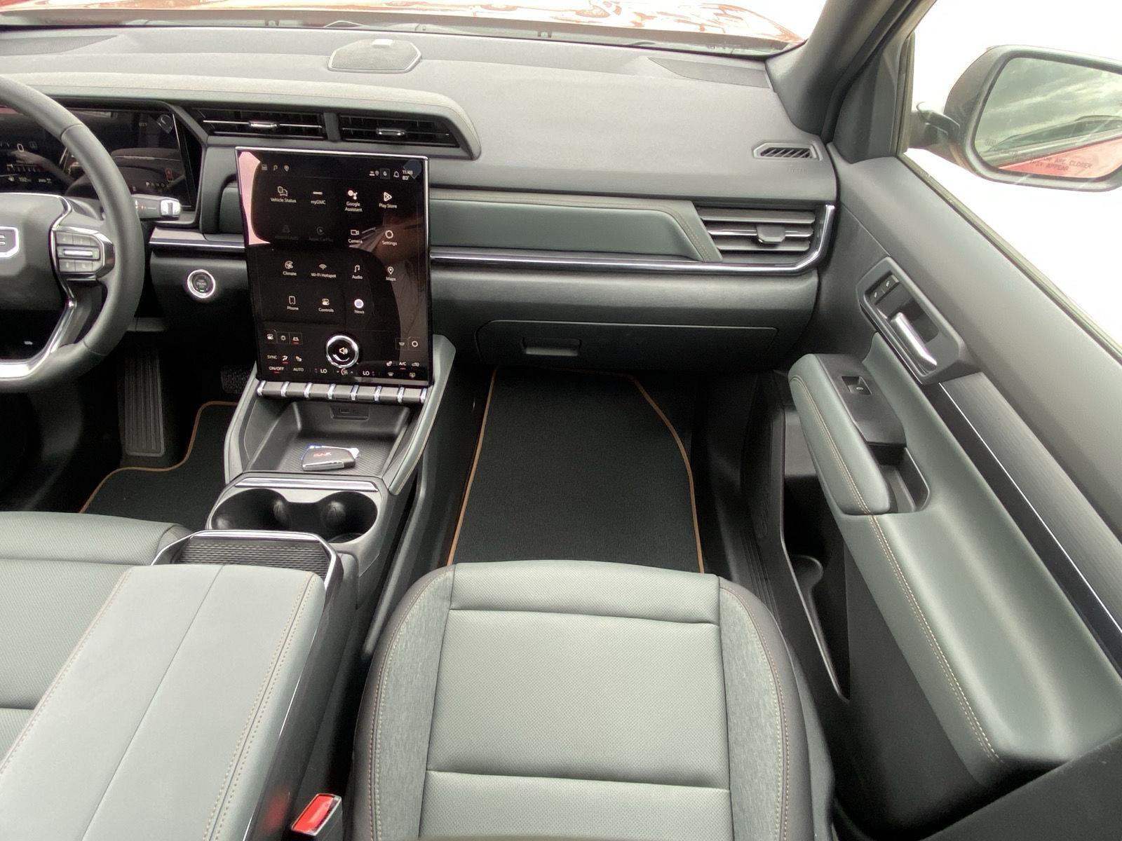 2026 GMC Terrain AT4 - Photo 18