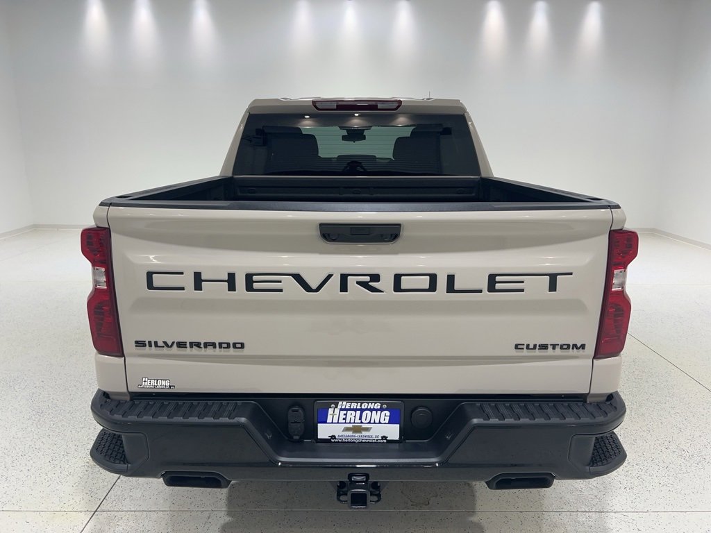 2026 Chevrolet Silverado 1500 Custom Trail Boss photo 3