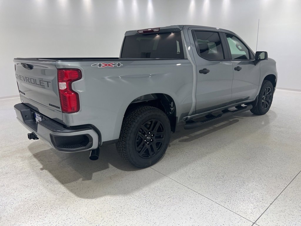 New 2026 Chevrolet Silverado 1500 Custom Truck