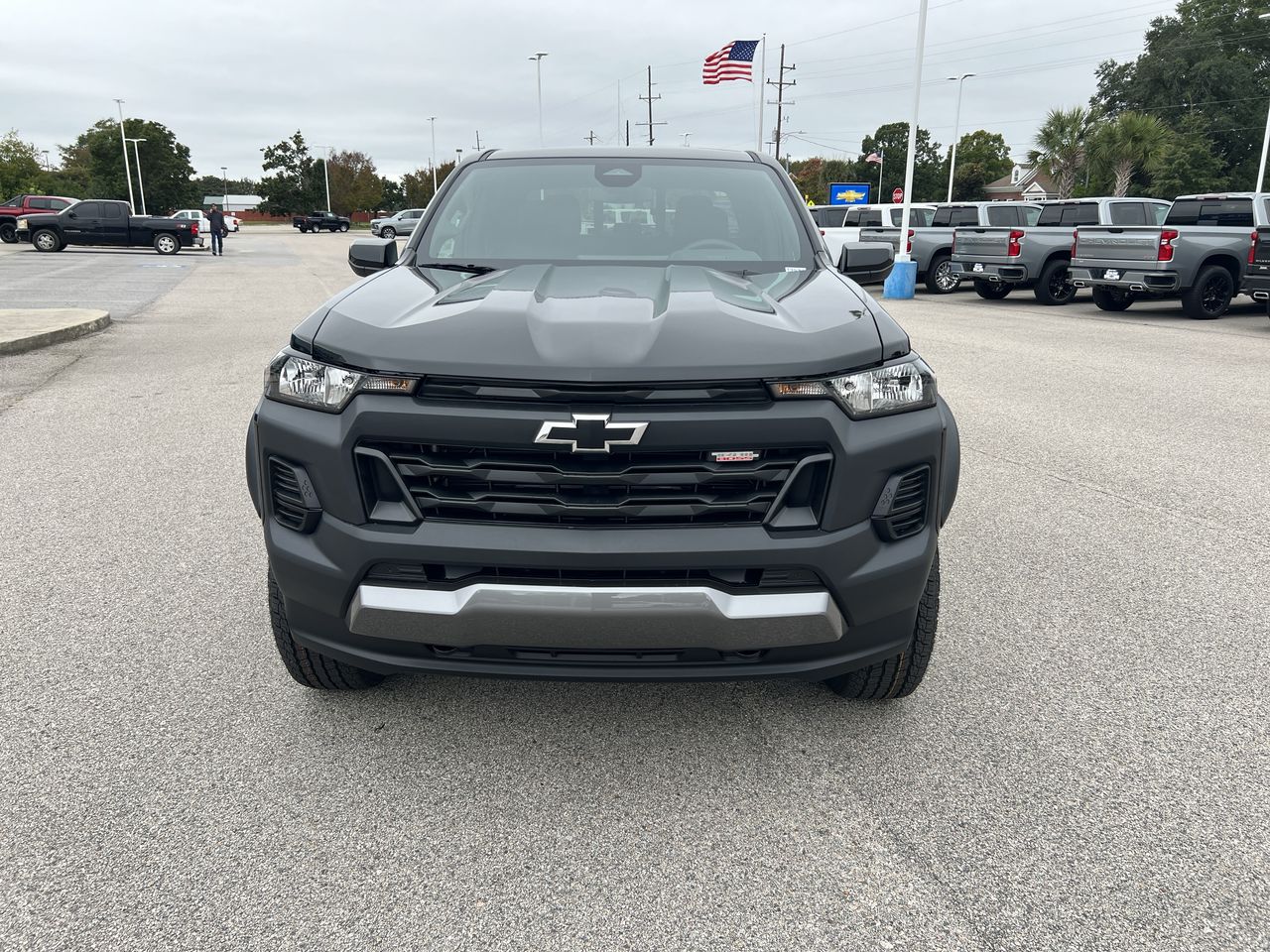 2026 Chevrolet Colorado Trail Boss photo 3