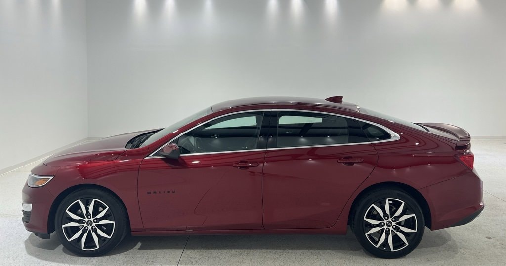 2023 Chevrolet Malibu RS's photo