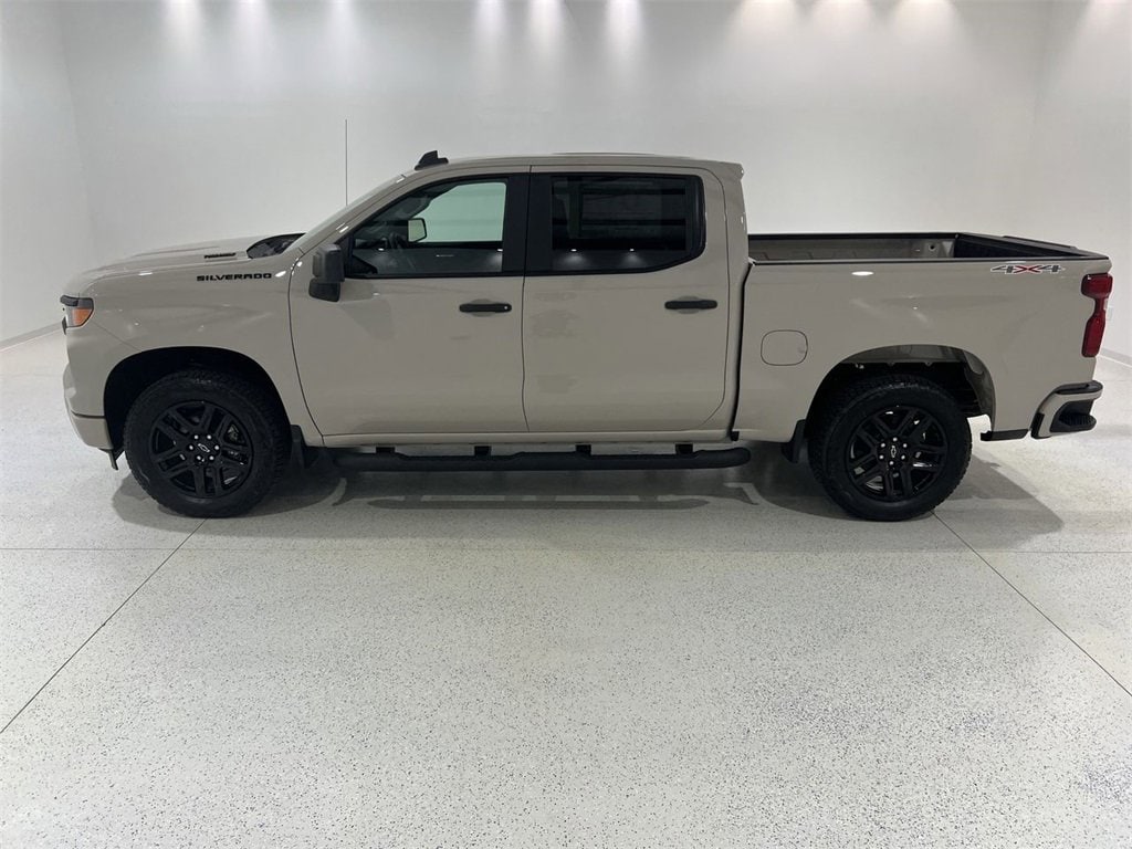 New 2026 Chevrolet Silverado 1500 Custom Truck