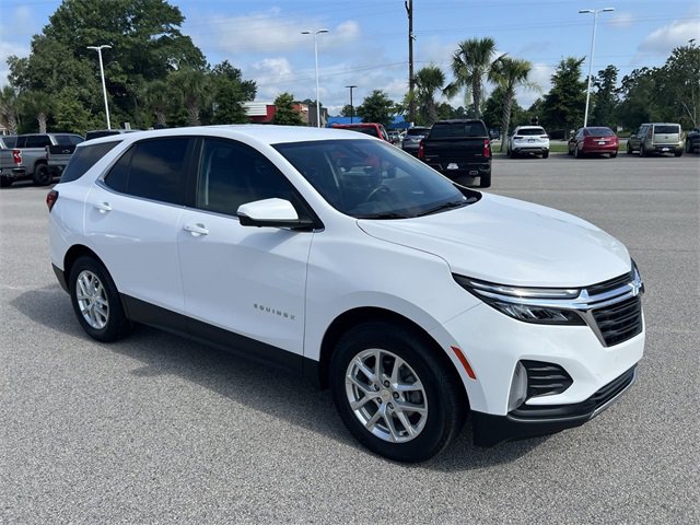 2022 Chevrolet Equinox photo 2