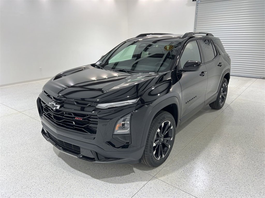 2026 Chevrolet Equinox RS photo 2