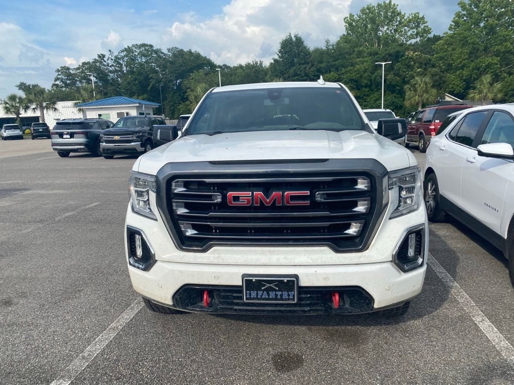 2020 GMC Sierra 4WD Crew Cab Short Box AT4's photo