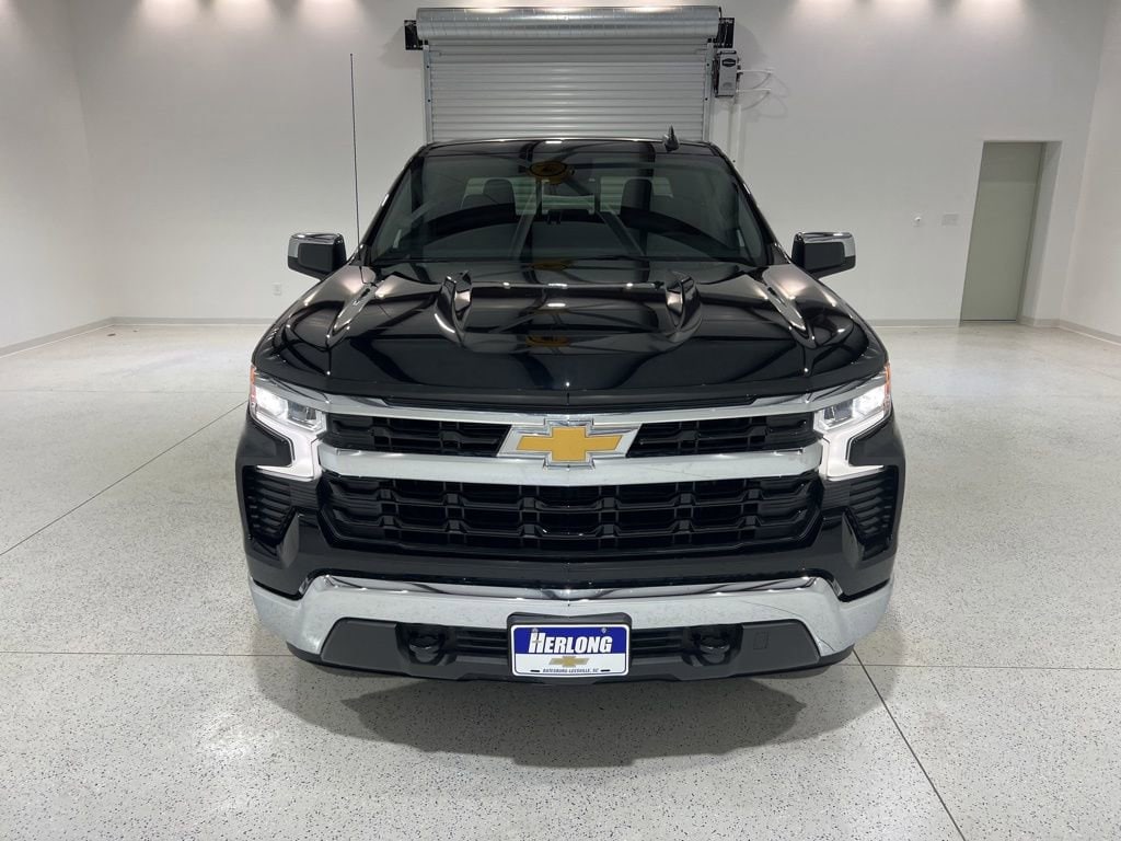 2024 Chevrolet Silverado 1500 LT - Photo 8