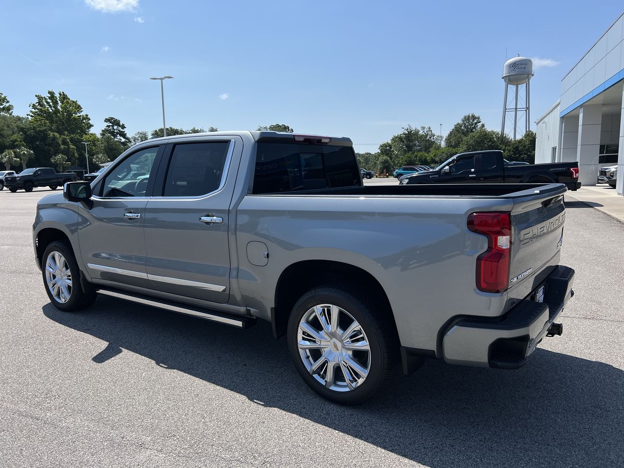 2025 Chevrolet Silverado 1500 High Country - Photo 37