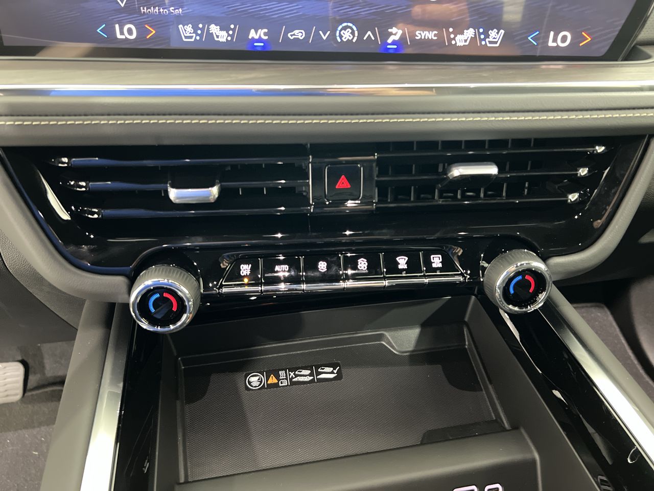 2025 Chevrolet Tahoe Premier - Photo 50