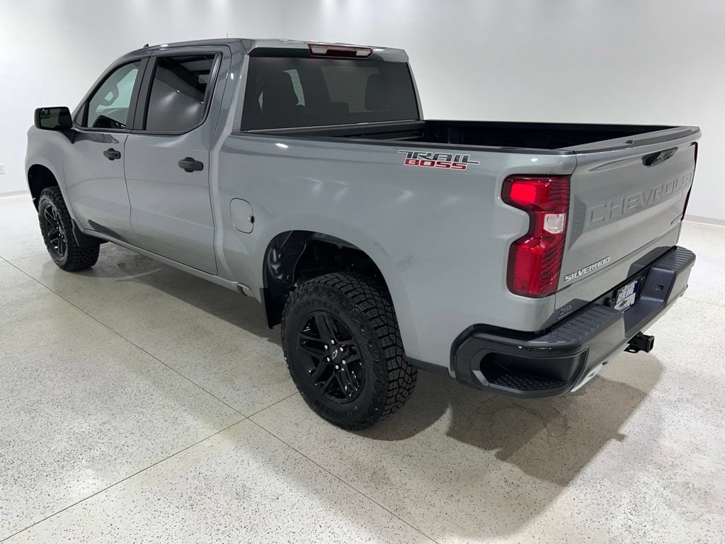 2026 Chevrolet Silverado 1500 Custom Trail Boss - Photo 3
