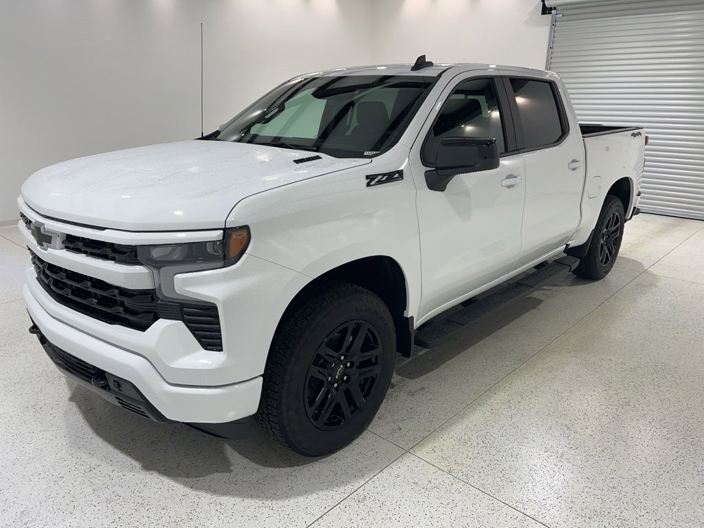 2026 Chevrolet Silverado RST's photo