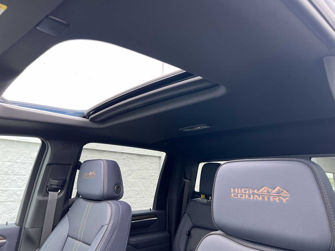 2025 Chevrolet Silverado 2500 HD High Country - Photo 49