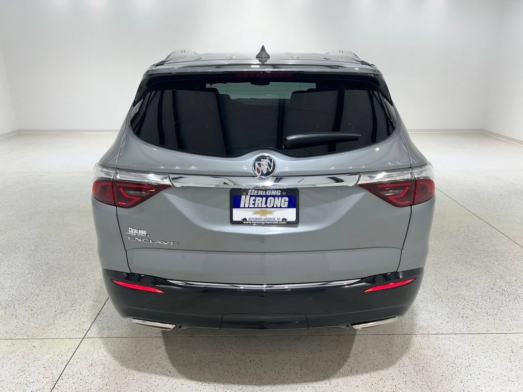 Used 2024 Buick Enclave Essence SUV