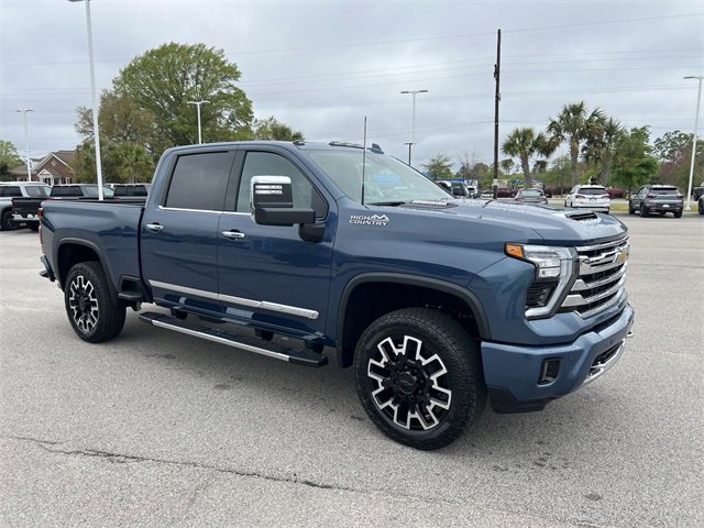 2025 Chevrolet Silverado 2500HD High Country photo 2