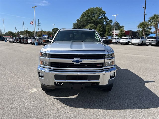 2017 Chevrolet Silverado 2500HD LTZ photo 3