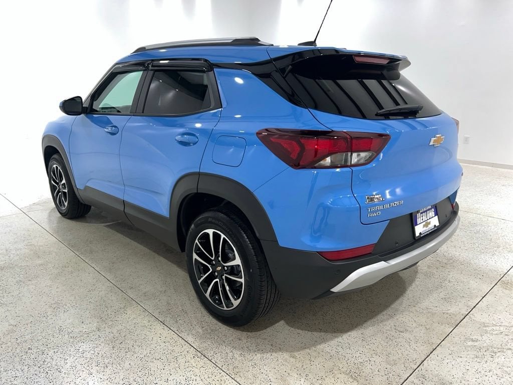 Used 2024 Chevrolet Trailblazer LT SUV