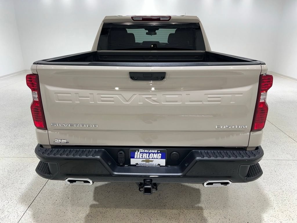 Used 2026 Chevrolet Silverado 1500 Custom Trail Boss Truck Crew Cab
