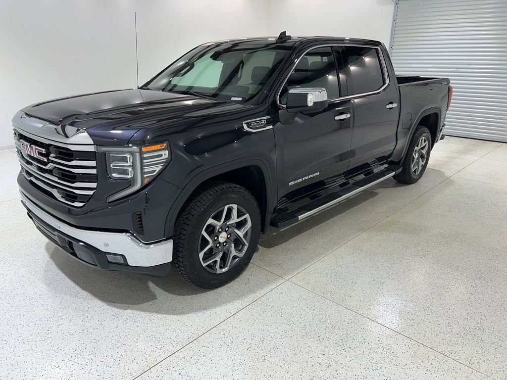 2026 GMC Sierra 4WD Crew Cab Short Box SLT's photo